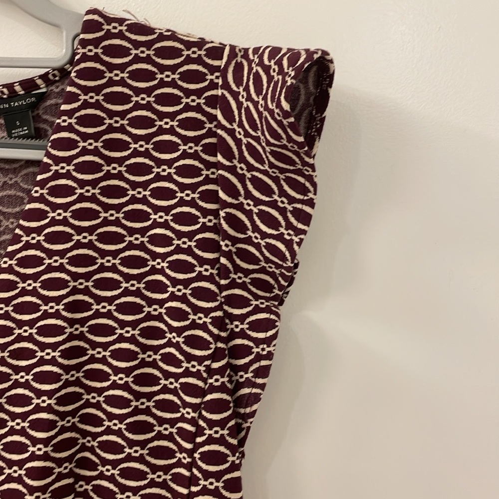 Ann Taylor Flutter Cap / No Sleeve Top - image 4